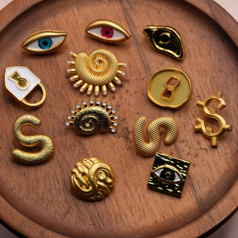 Vintage metalowy guzik w kszta – Craft Embellishments recenzja i cena